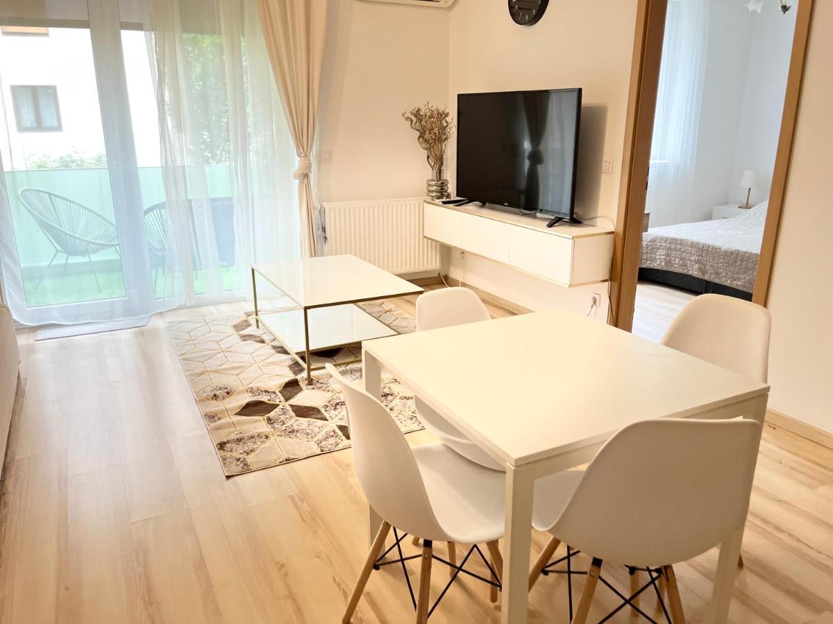 Corvin Promenade Crystal Apartman Budapest Kültér fotó